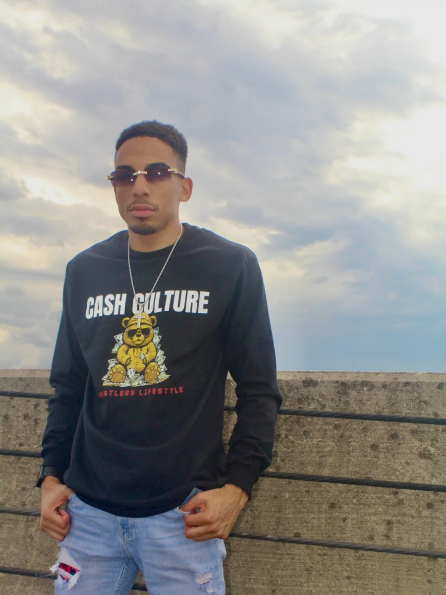 Cash Culture on the waterfront